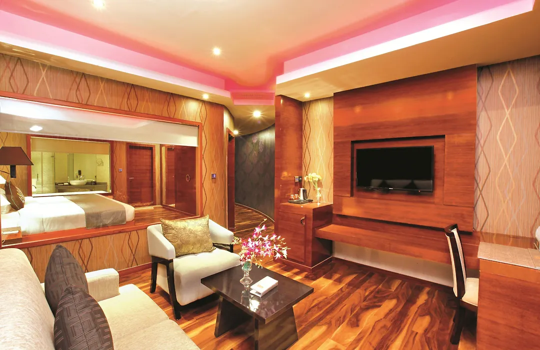 Ramada By Wyndham Alleppey-1