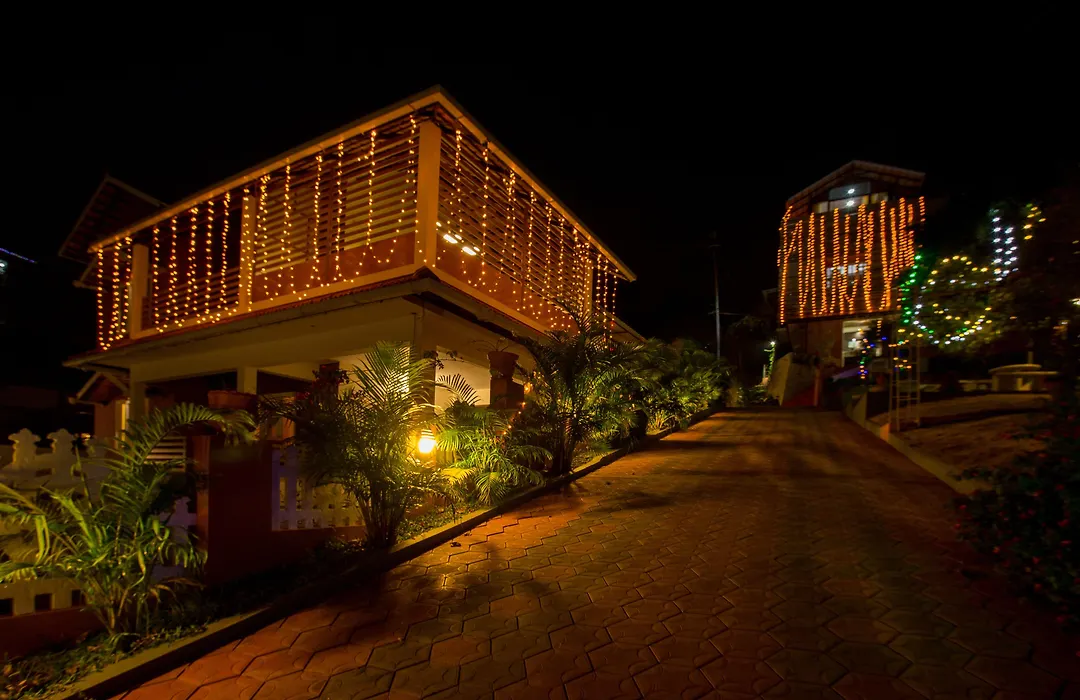 Girassol Serviced Villa-1