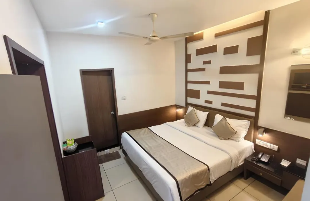 Hotel Merlin International-1