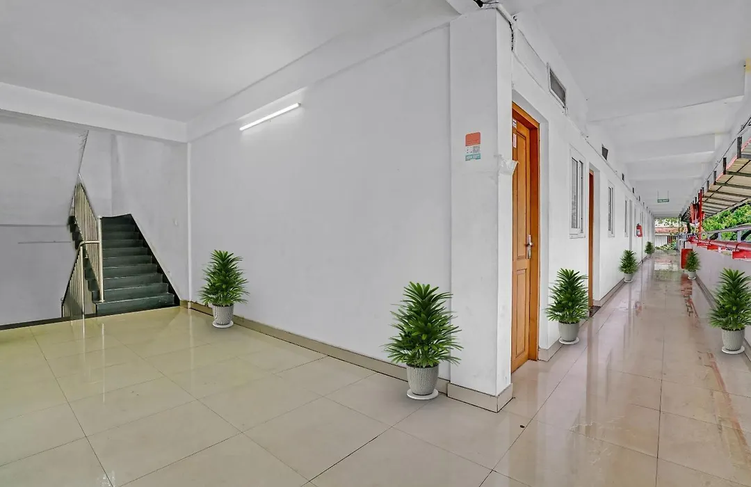 Hotel O Majestic Group-1