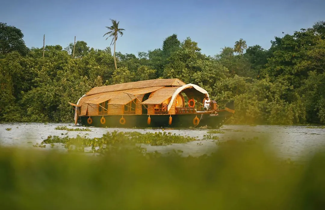 Spice Coast Cruises - Houseboat, A Cgh Earth Experience-1