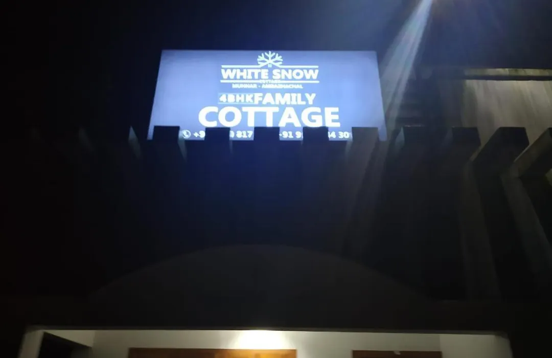 4Bhk White Snow Spacious Holiday Home Munnar-1