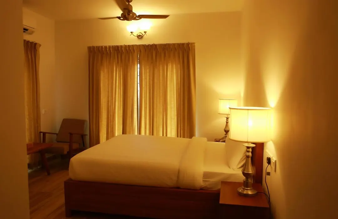 Solo Inn-1