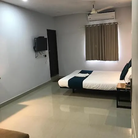Empire Grande Suites-3