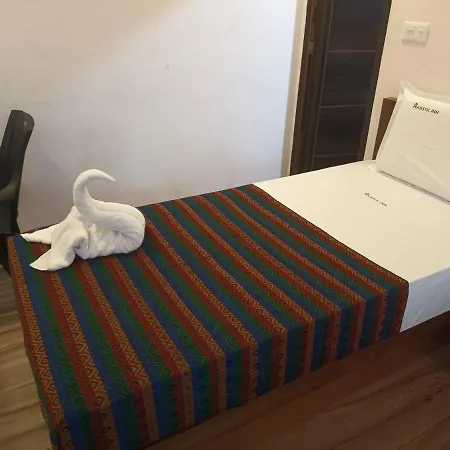 Majestic Inn-3