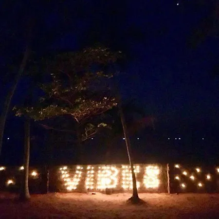 Vibes Beach House-2