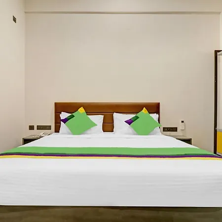 Grand Vistara Airport Suites With Complimentary One Way Airport Transit At 500 Metres From Cochin Airport-2