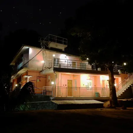 Drizzle Valley Cottage-3