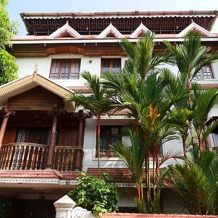 Hotel White Rose-3
