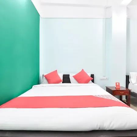 Super Oyo Flagship 66916 Hotel Drizzle Mount-2