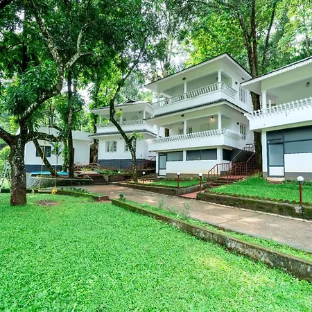 Aruvi Waterfall Front Resort, Munnar-2