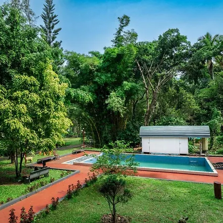 Aruvi Waterfall Front Resort, Munnar-3