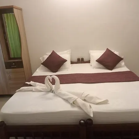 Le Coco Beach Resort Varkala Cliff-3