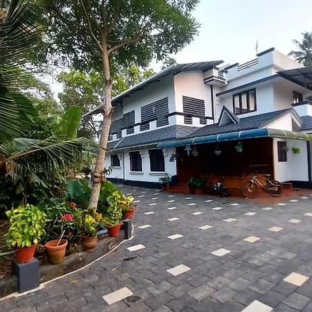 Grand Marari-3