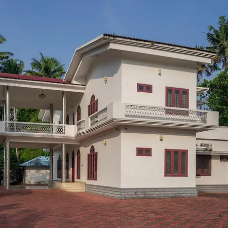 Stayvista At Periyar Palace- Pet Friendly, River View Villa With Garden-2