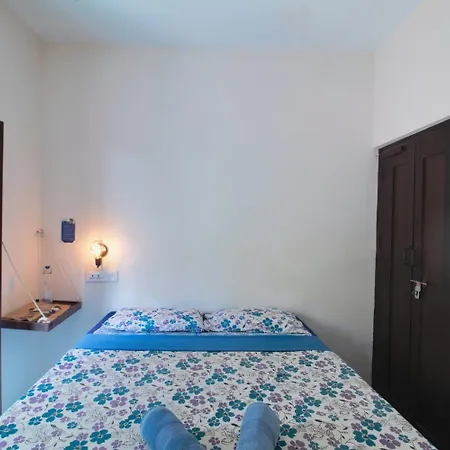 Calaila Boutique Stay-3