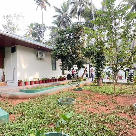 Better Inn Ac Villa Kovalam-3