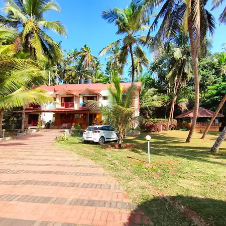 Club 7 Beach Resort-2