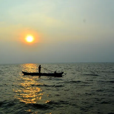 Abad Premium House Boat-3