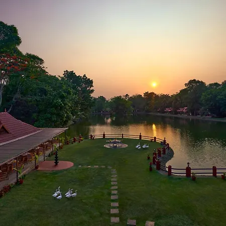 Taj Kumarakom Resort And Spa Kerala-2