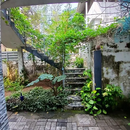 Garden Of Dreams Home Stay-3