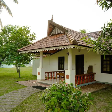 Palmgrove Lake Resort-2