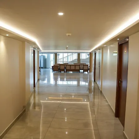 Regency Club-3