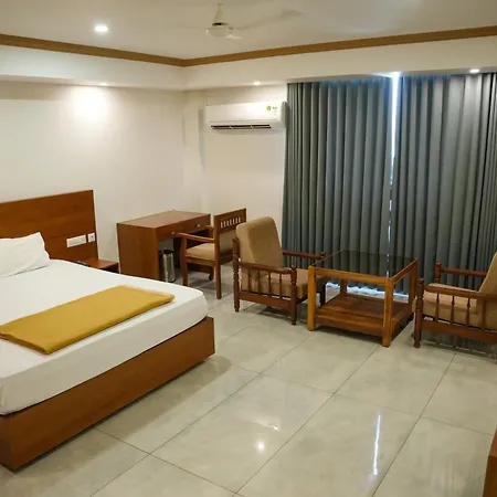 Regency Club-2