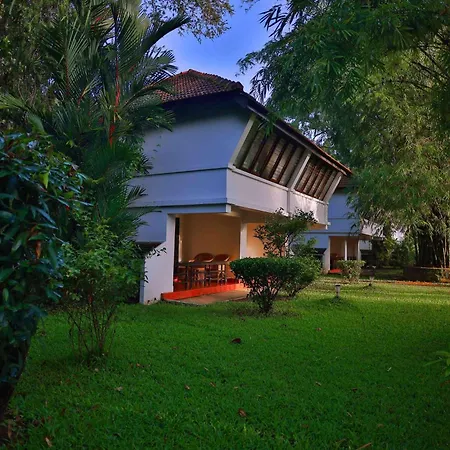 Nihara Resort And Spa Cochin-3