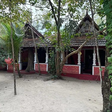 Abba Marari Beach Villas & Homestay Mararikulam-3