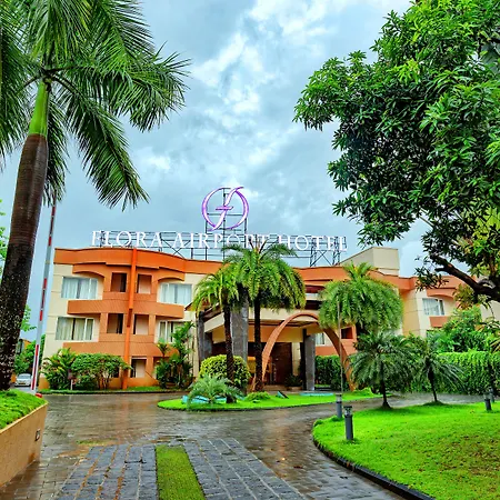 Flora Airport Hotel And Convention Centre Kochi-2
