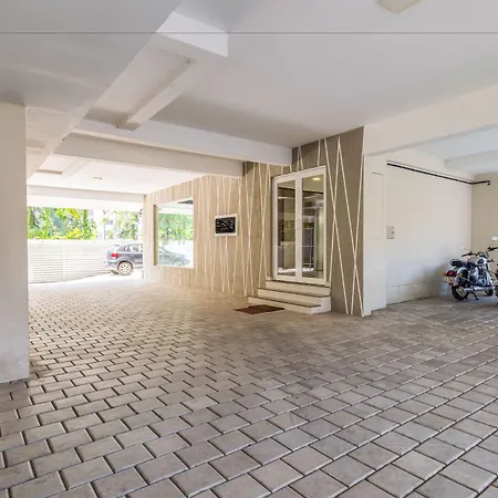 D Homz Suites-2