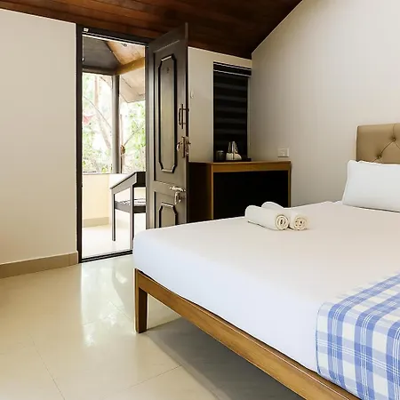 Savithri Cliffside Retreat-3