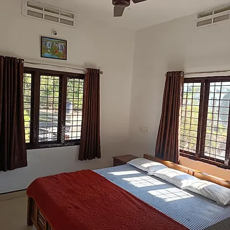 Thekkekara Tourist Home-2