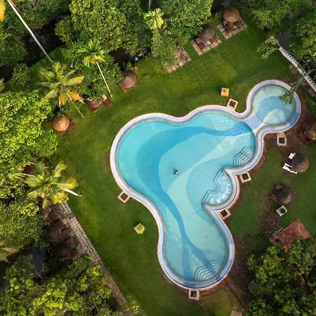 Coconut Lagoon Kumarakom - A Cgh Earth Experience-2