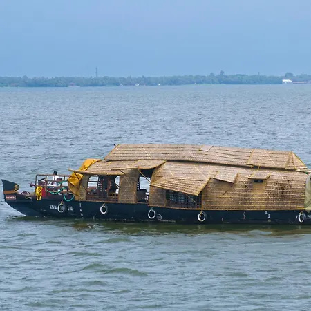 Spice Coast Cruises - Houseboat, A Cgh Earth Experience-3