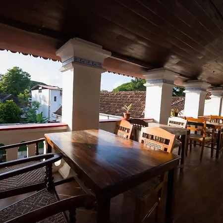Old Courtyard Hotel-2