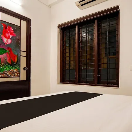 Super Hotel O Attukal Near Attakulangara Formerly Remya Residency-3