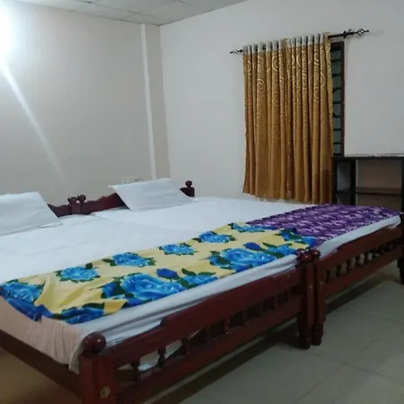 Spot On Sana Tourist Home-3