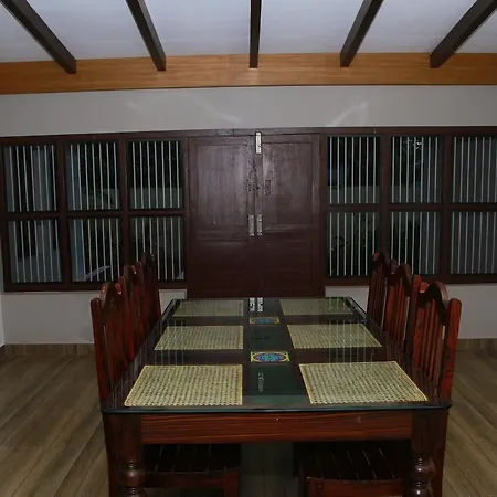 Pearl Beach Bungalow-3
