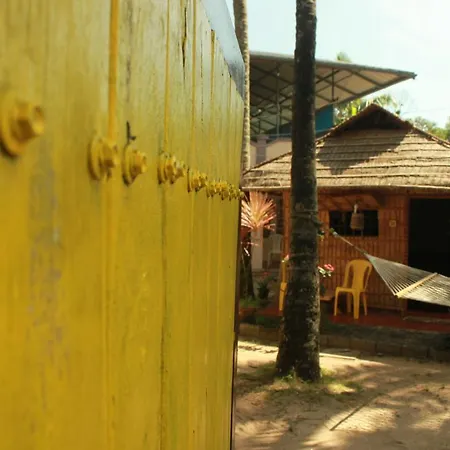 Elara Beach View Homestay-3