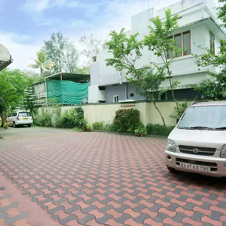 Oyo 24157 Karthika Residency-3