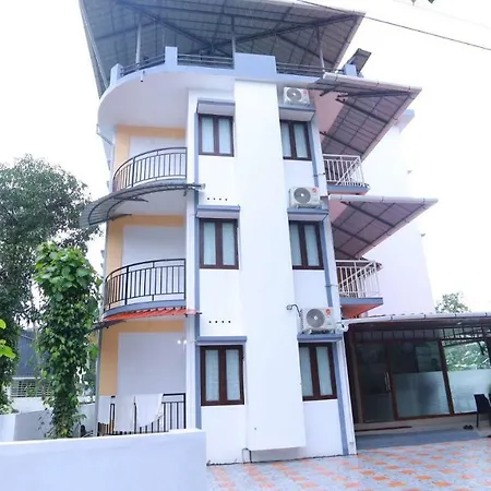 Base9 Hotel - Cochin Airport-2