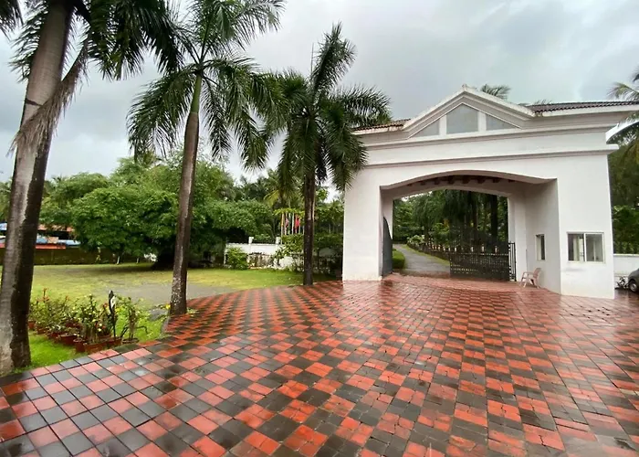 Hotel Kpm Tripenta Palakkad