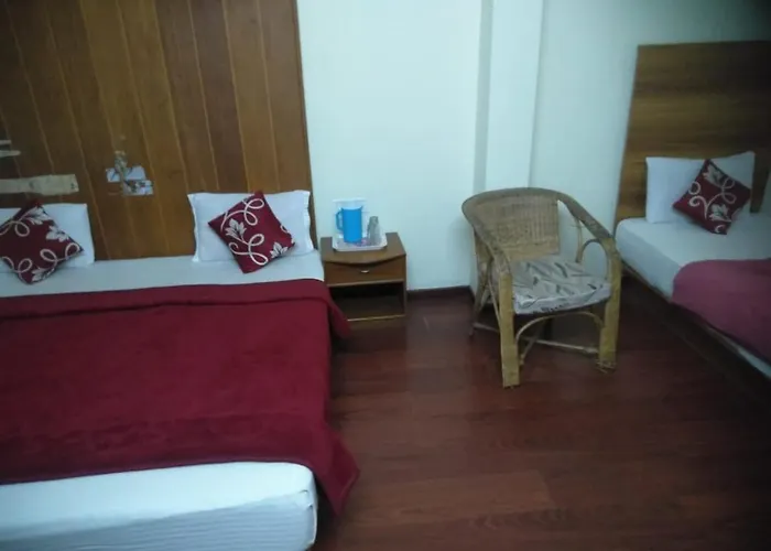 Red Star Holidays Munnar