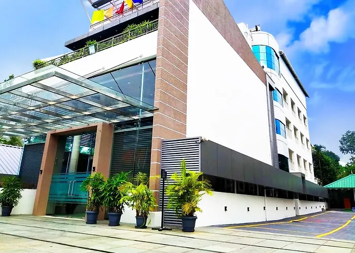 Hotel Kabani Regency Kochi