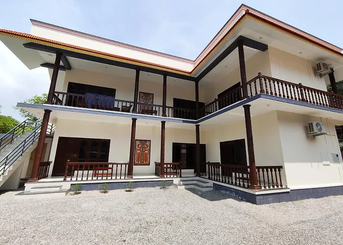 Kayaloram Resort Poovar