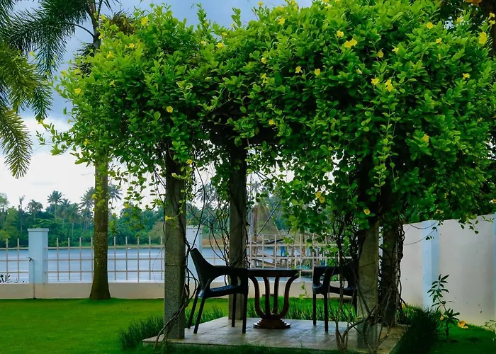 River Whisper Homestay Kochi