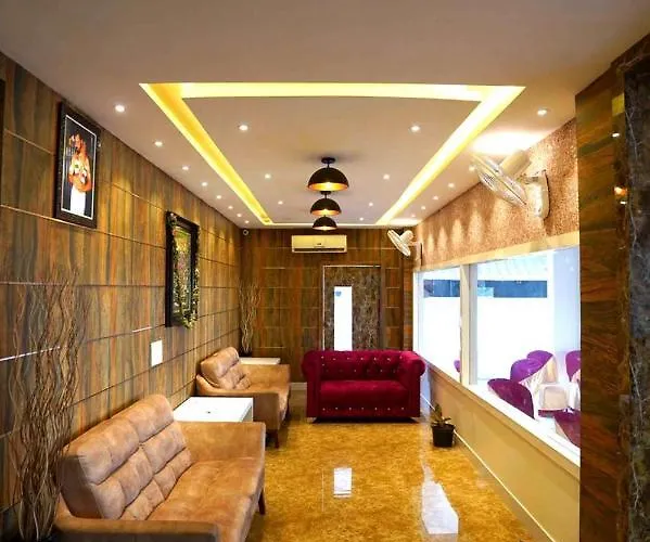 Geetha Govindham Hotel Guruvayur