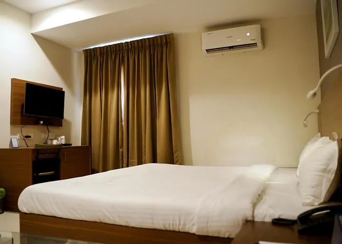 Gino Tourist Home Kochi